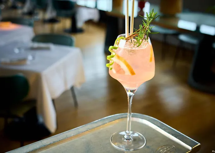 L\'Ermitage Hôtel Cuisine-À-Manger