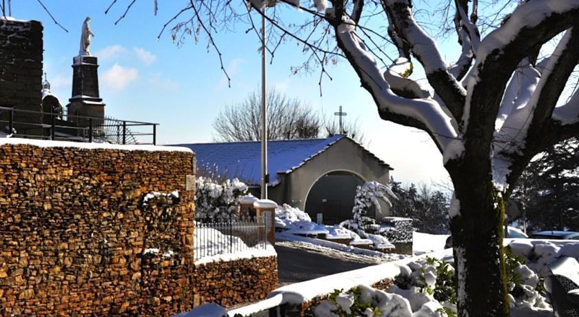 L'ermitage Cuisine-à-manger 4*