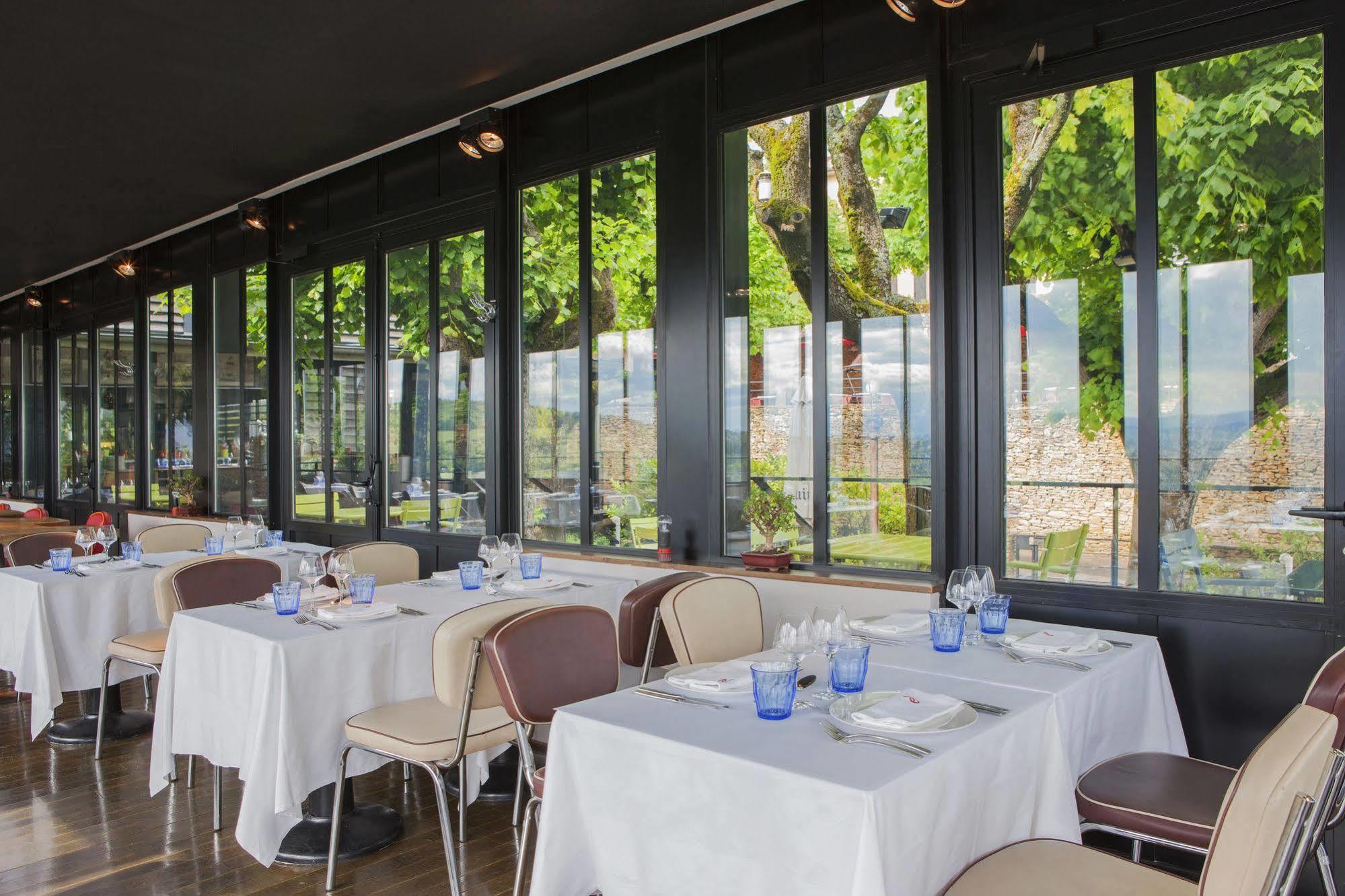 L'ermitage Cuisine-à-manger 4*