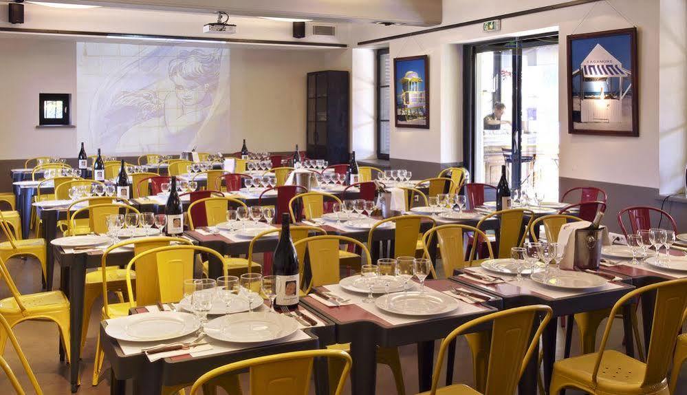 L'ermitage Cuisine-a-manger 4*